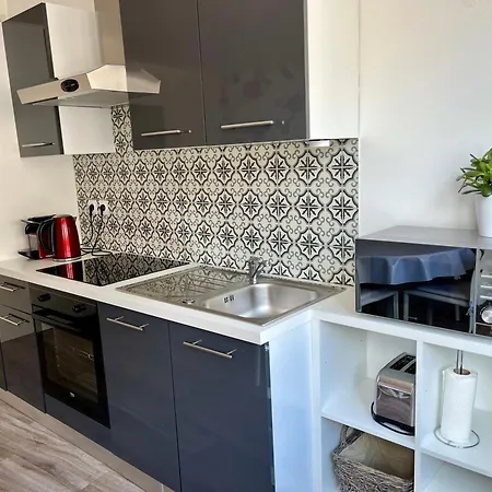 アパート Maison Les Sacres - T2 Bow Window - Cathedrale Hyper Centre ランス