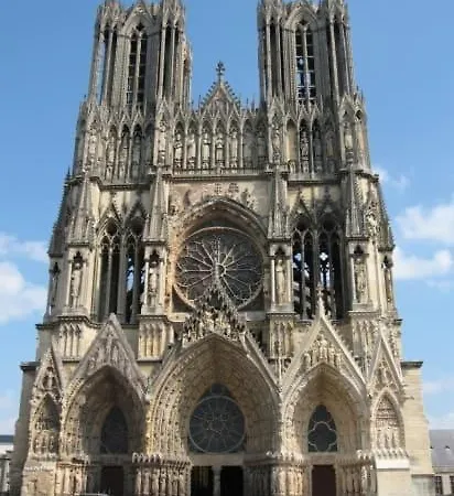 Maison Les Sacres - T2 Bow Window - Cathedrale Hyper Centre *