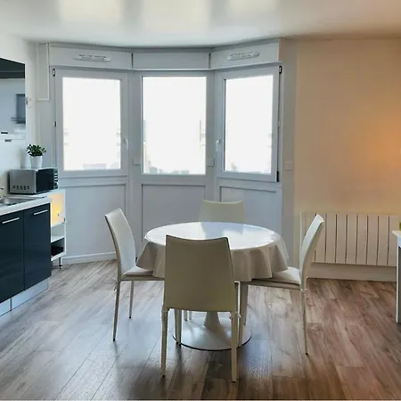 Maison Les Sacres - T2 Bow Window - Cathedrale Hyper Centre Reims